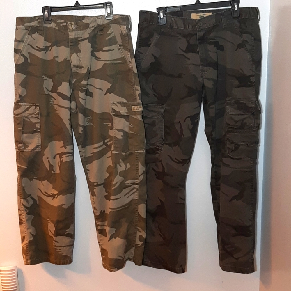 Vintage Wranglers Jeans Co. Cargo Camouflage Jeans 34x30 Lot (2 Pairs)